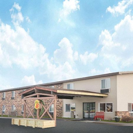 Super 8 By Wyndham Superior Wi Hotel ภายนอก รูปภาพ