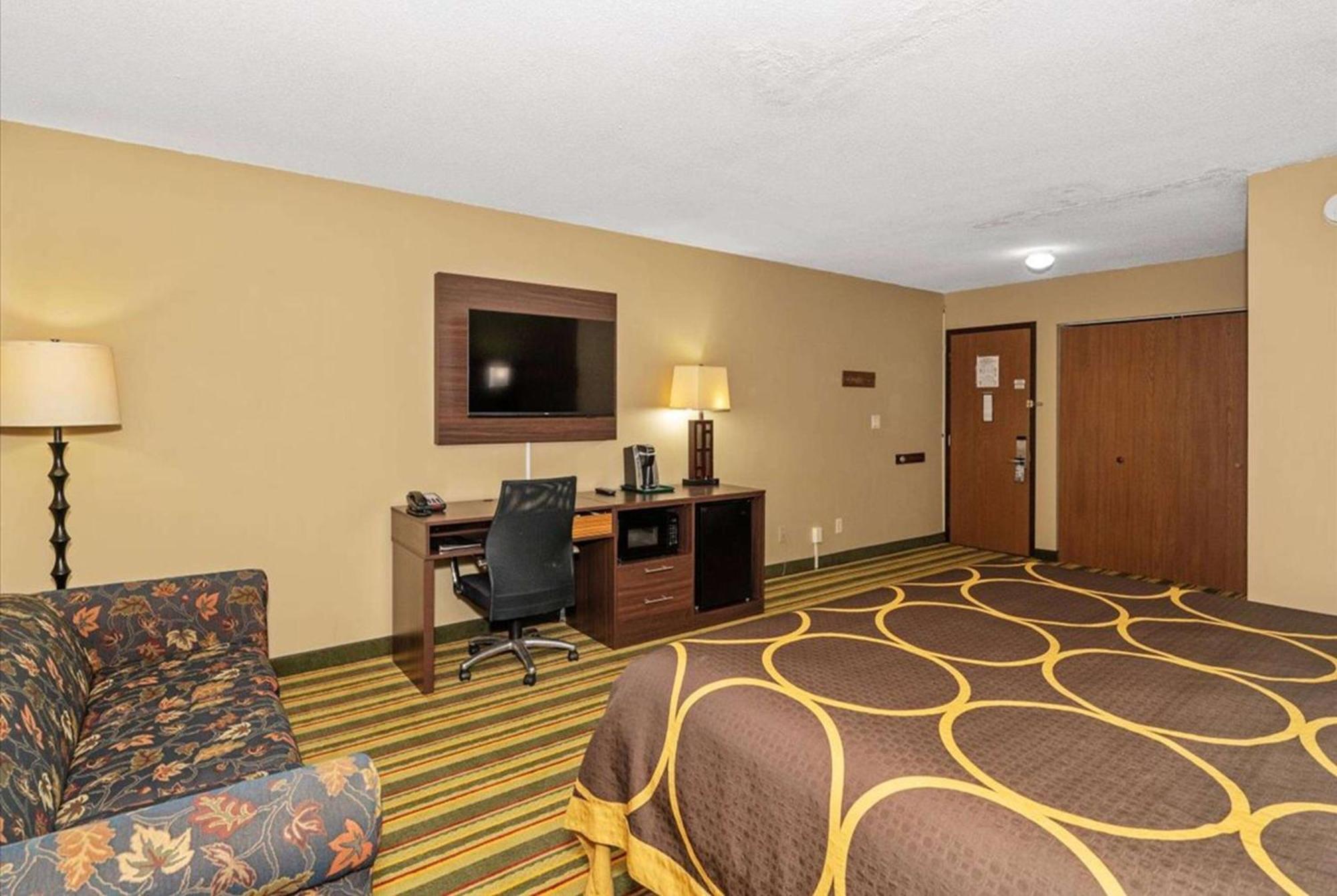 Super 8 By Wyndham Superior Wi Hotel ภายนอก รูปภาพ