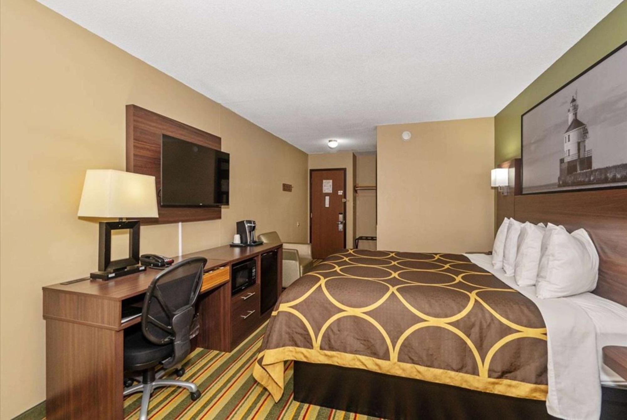 Super 8 By Wyndham Superior Wi Hotel ภายนอก รูปภาพ