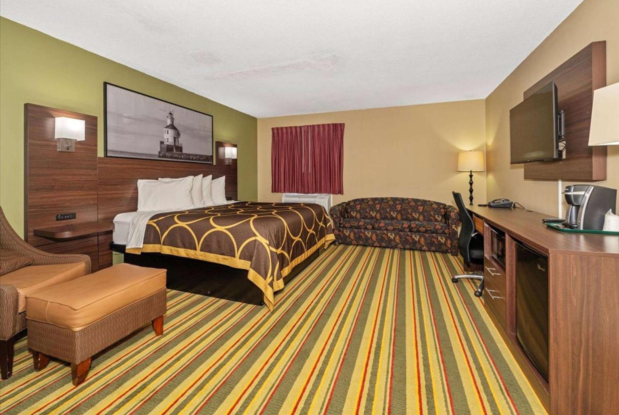 Super 8 By Wyndham Superior Wi Hotel ภายนอก รูปภาพ
