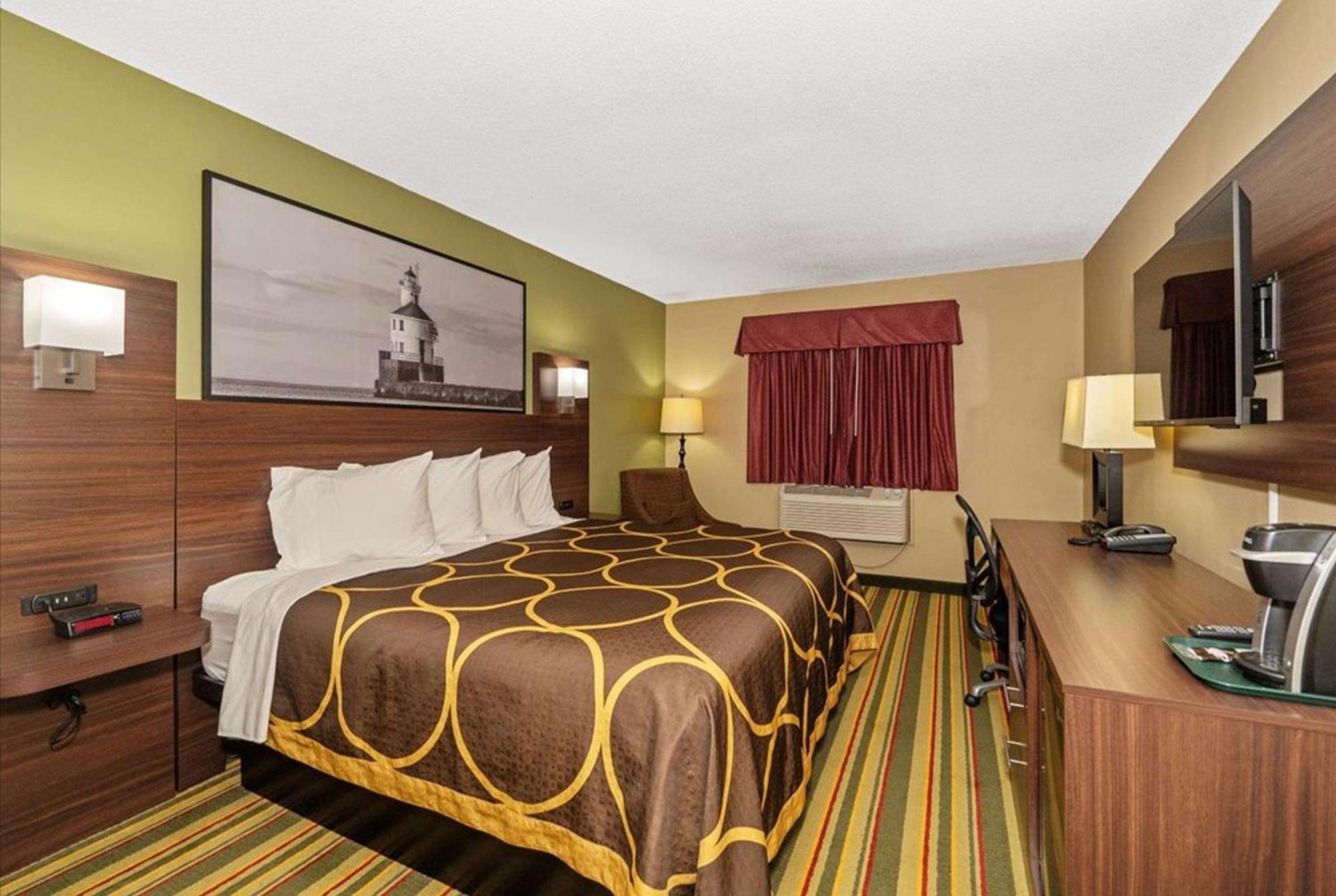 Super 8 By Wyndham Superior Wi Hotel ภายนอก รูปภาพ